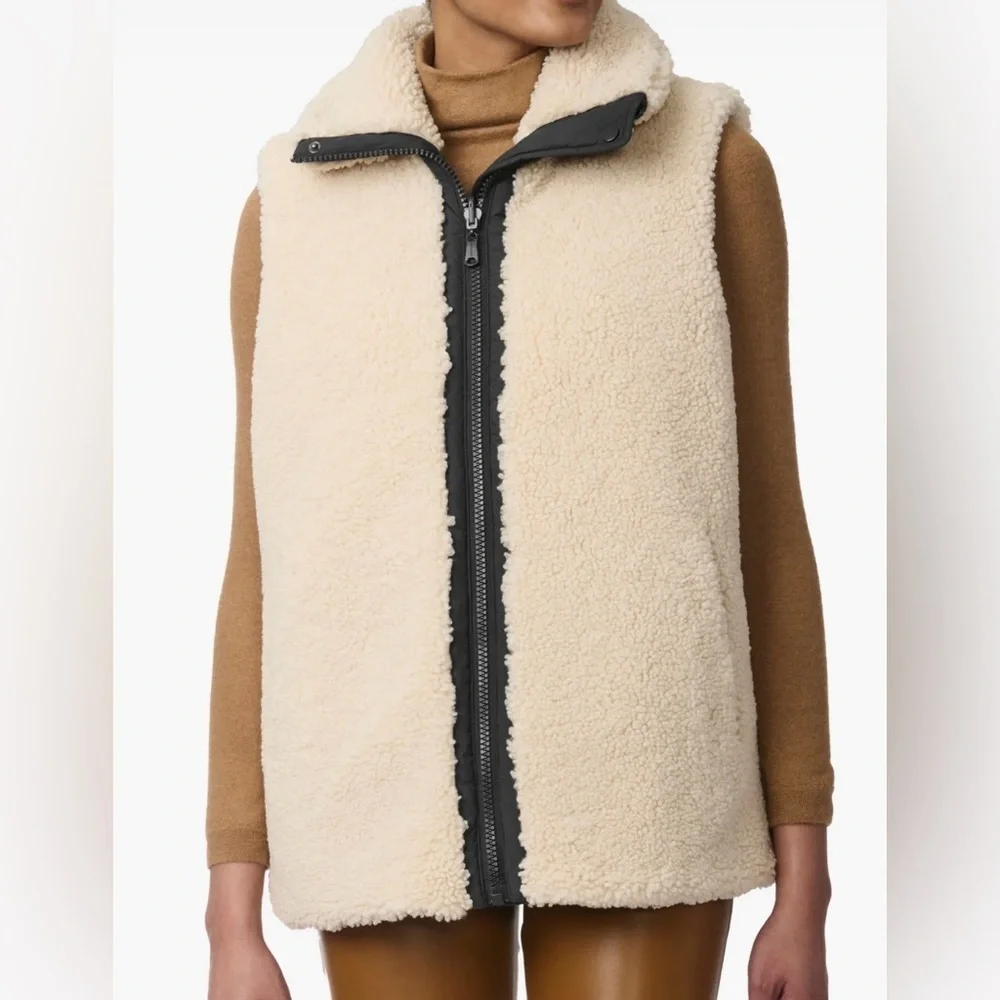New Bernardo Sherpa Chevron Quilted Vest Faux Shearling Reversible Black